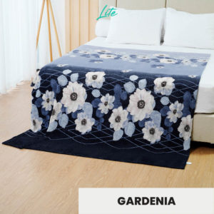 LITE Selimut Fluffy Fleece Gardenia DSC5867 Full Shoot